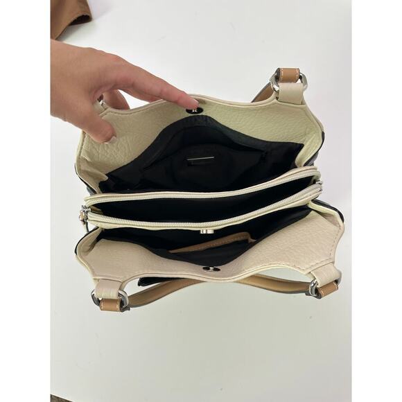 Macy's Giani Bernini pebbled poster tote bag - Picture 4 of 6